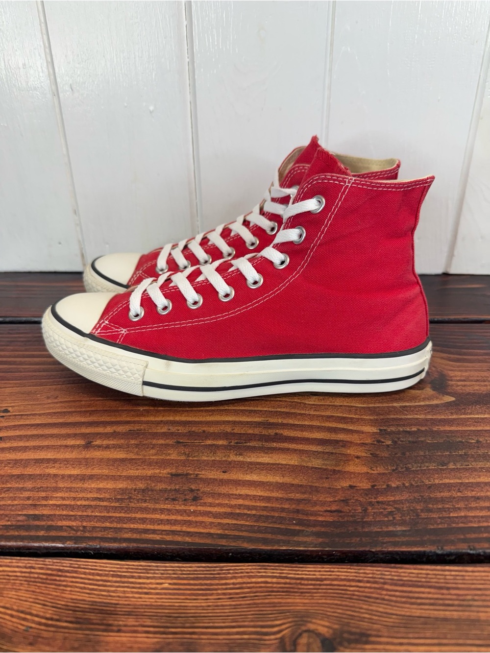 Converse Chuck Taylor All Star High Top Red Sneakers Women’s 9